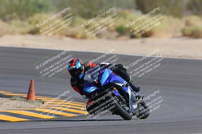 media/Oct-08-2022-SoCal Trackdays (Sat) [[1fc3beec89]]/Turn 10 (945am)/